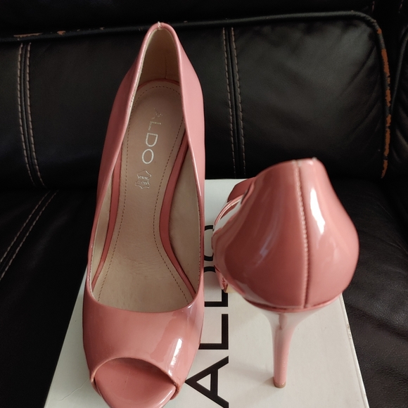 Aldo Somilleda Heels - Picture 7 of 9